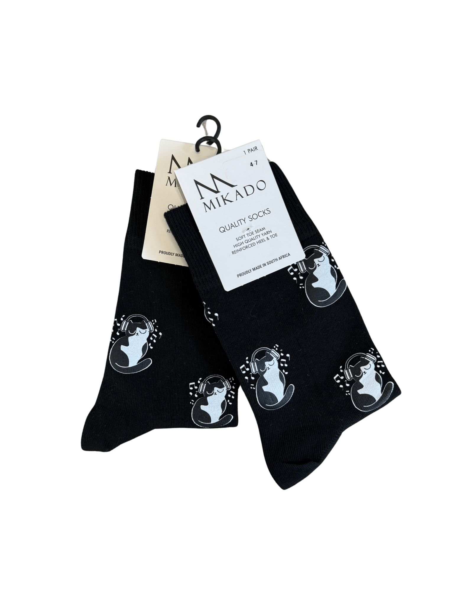 Leeloo Socks – Studio Mascot Edition 🐾